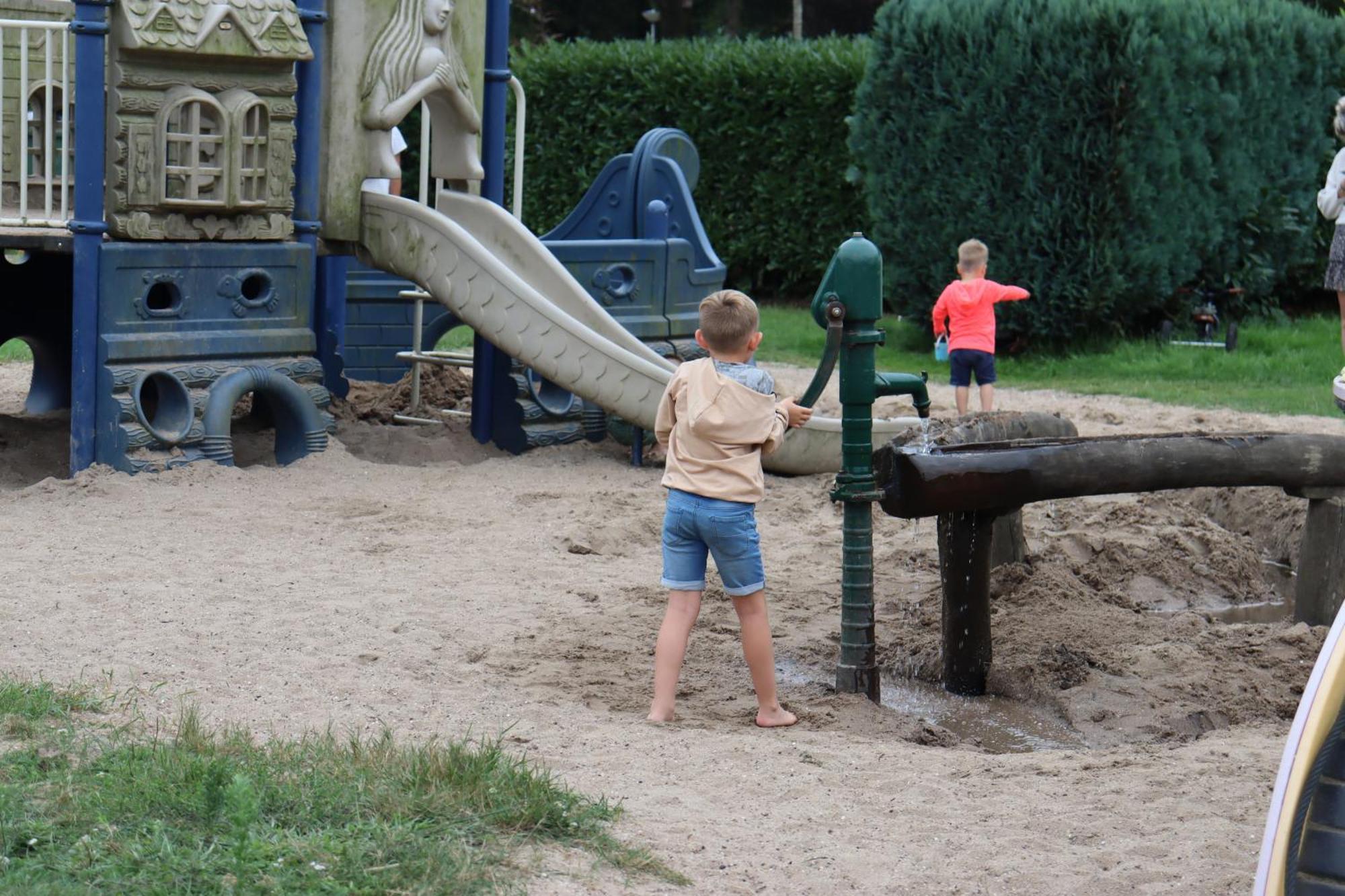 Holiday Park Duinhoeve Udenhout Exteriör bild
